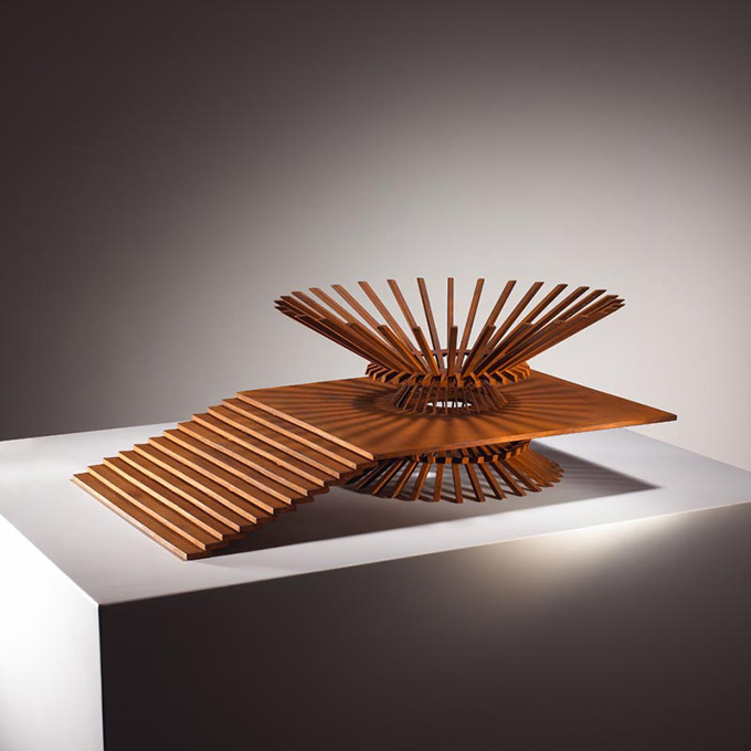 Escultura en hierro, 19 x 36 x 54 cm.